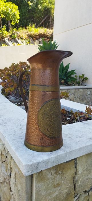 Jarro cobre azteca