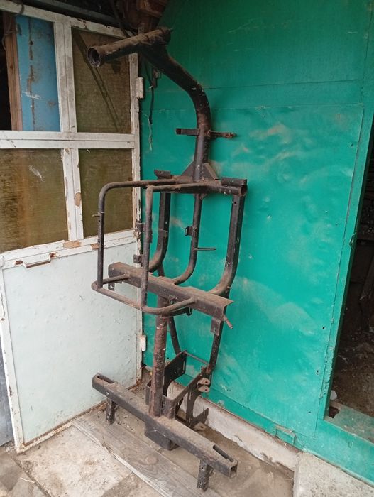 Продам раму мотороллер муравей то