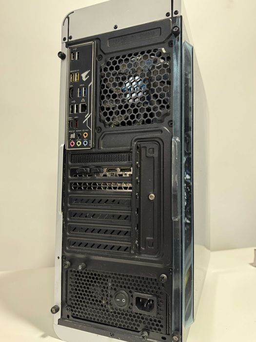 Копмлектуючі для ПК (ryzen 7 3800x, nvidia 2080s, БЖ 750Вт)