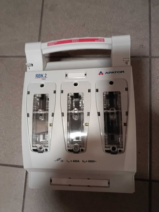 sprzedam rozłącznik izolacyjny bezpiecznikowy RBK 2 PRO APATOR