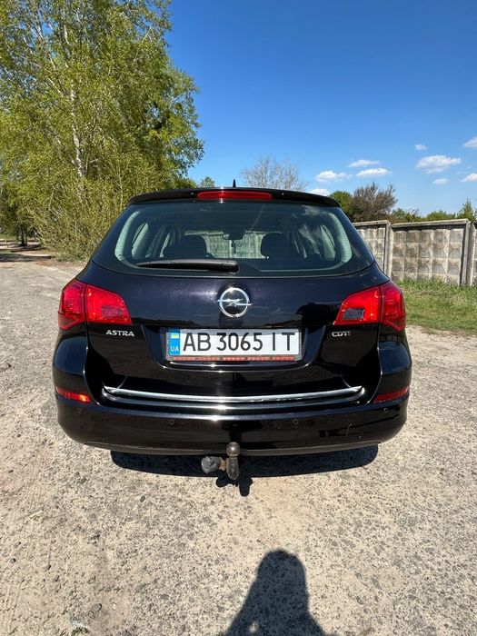 Opel Astra J 2011 Sports Tourer 1.7 CDTI