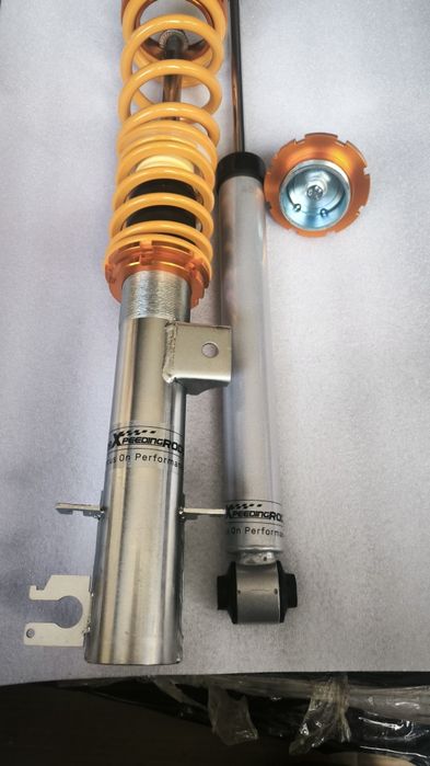 Kit Suspensão Coilovers MaXpeedingRods BMW E46 (1998–2005) – NOVOS