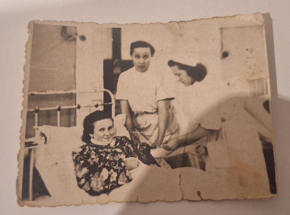 Stare zdjęcie kobieta szpital