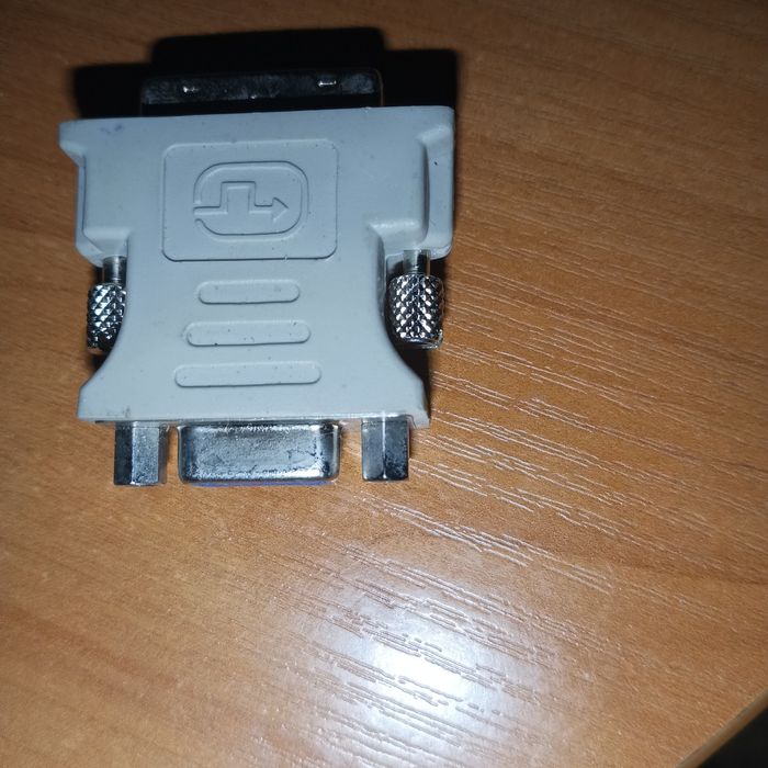 перехідник DVI-I на VGA.