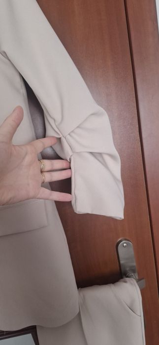 Beżowy komplet garnitur damski marynarka żakiet s 36