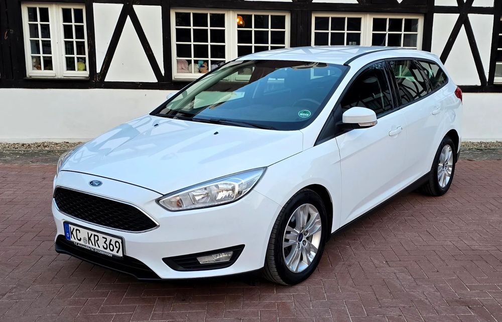 Ford Focus Mk3 LIFT 2.0 TDCi Atrakcyjny Wygląd Bezwypadkowy Dwa Komplety Kół