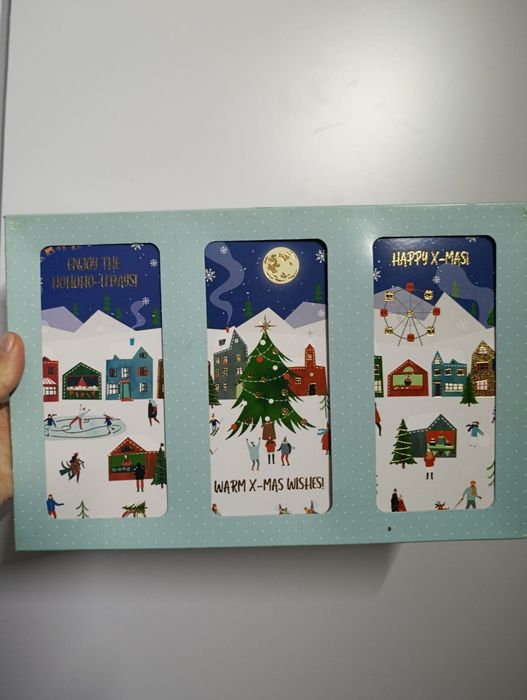 Новорічні листівки, іграшки, декор