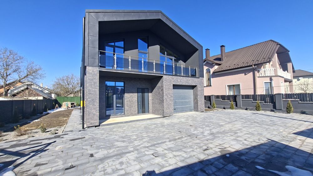 Продаж будинок. Площа 180м², 7сот. Комунікації. Розтермінування. єОселя