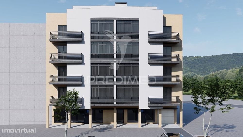 Loja com WC e amplo terraço na Quinta Flamenga, Vialonga