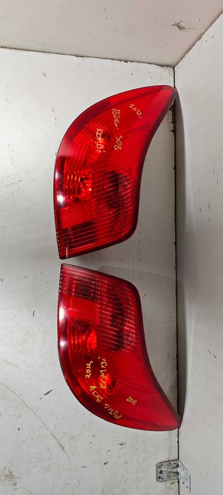 PEUGEOT 308 308 1 I T7 KOMBI LIFT 11-15 GEN I  LEWA I PRAWA Lampa lewy i prawy tył Cena za 1