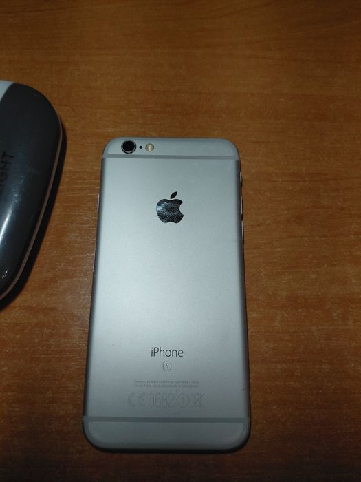 IPHONE 6s на запчастини