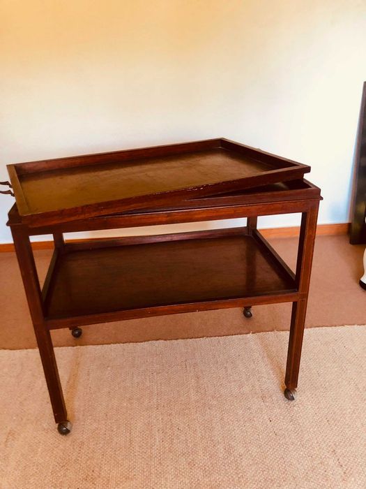 Mesa de apoio para sala