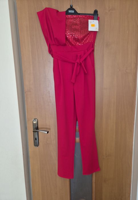 Kombinezon elegancki