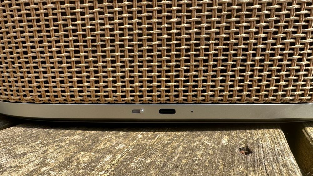 идеальное состояние Beosound A5. Bang & Olufsen