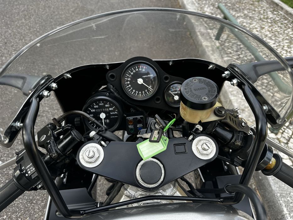 Honda VFR 400 R (NC30)