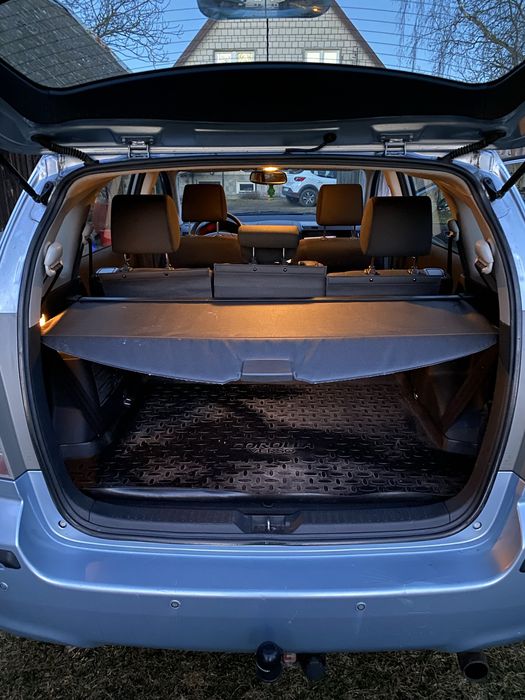 Sprzedam samochód osobowy