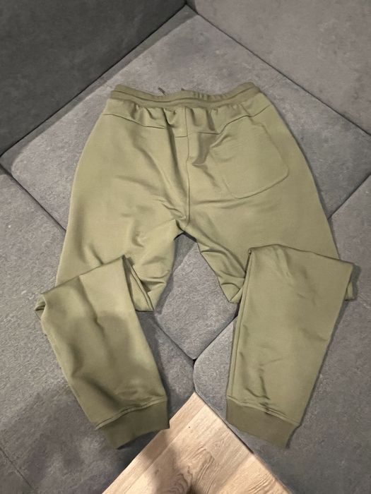 Продам спортивний костюм Staff