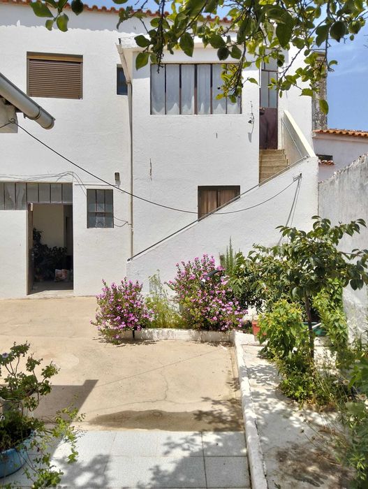 MORADIA T3, pronta a habitar!