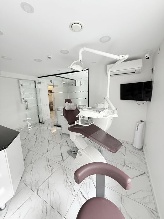 Аренда двух отдельных стоматологичных кабинетов,Печерск,оборудование