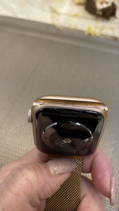 Apple Watch S5 44mm gold