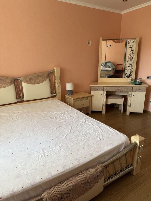 Спальні гарнітури