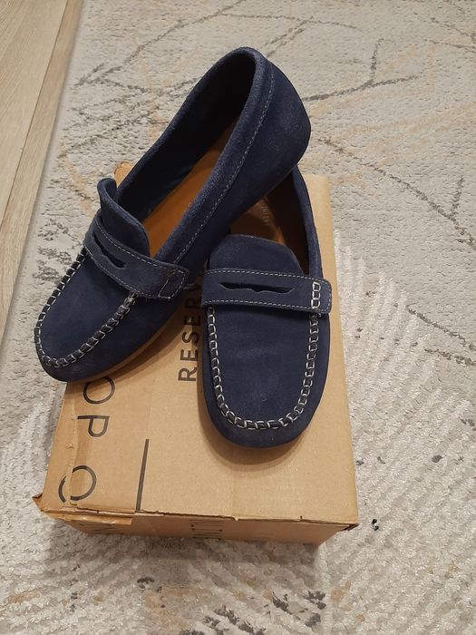 Mokasyny zamszowe chłopięce Reserved  r36