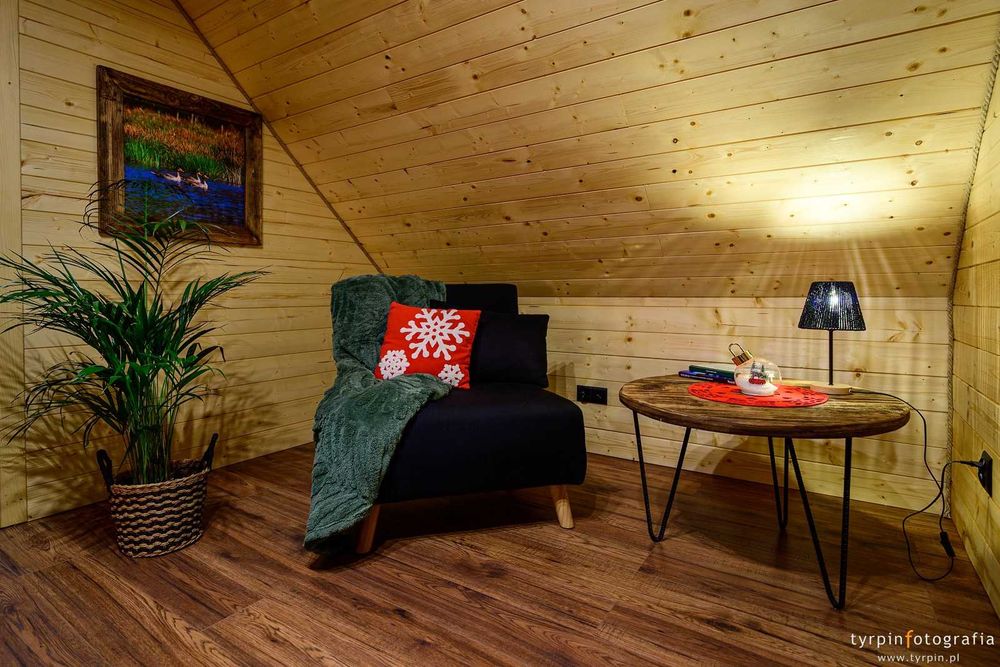 Domek całoroczny ,,Chatka Zimorodka" Wynajem nocleg balia z Jacuzzi