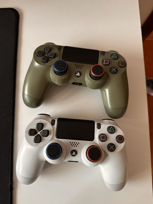 PlayStation 4 Slim • Limited Edition  1TB