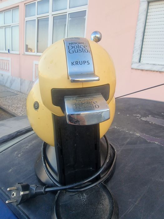 Maquina de cafe dulce gusto