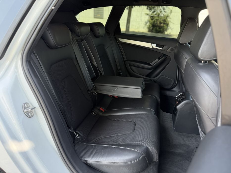 AUDI A4 B8.5 S-LINE 2.0 TDI