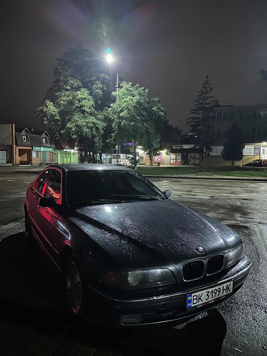 Продам беху е39 2,5 дизель