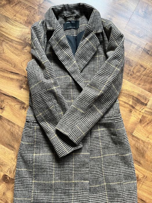 Płaszcz w kratke krate