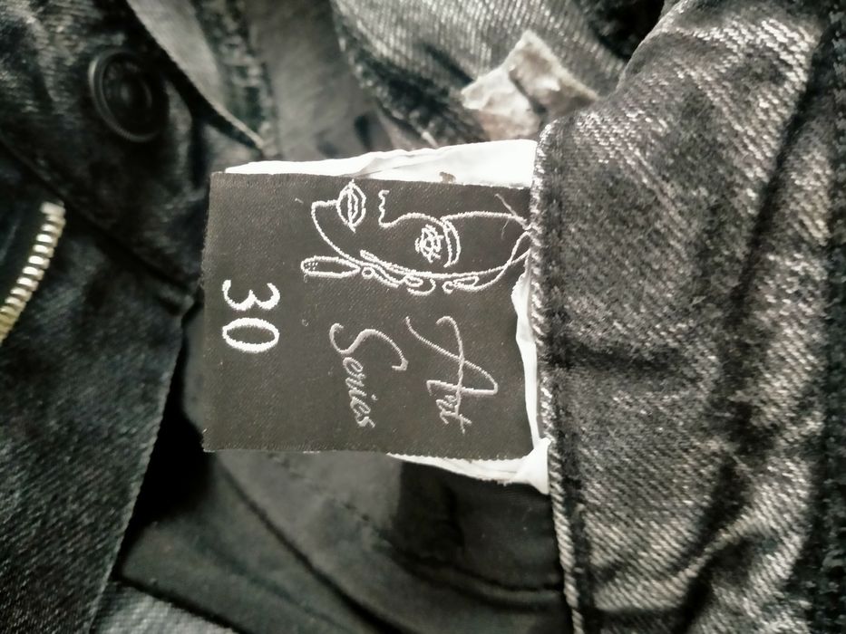 Шорти джинсові жіночі .