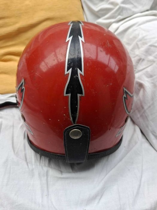 Capacete motorizada antigo