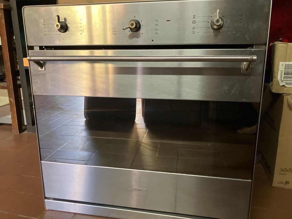 Forno Smeg elétrico