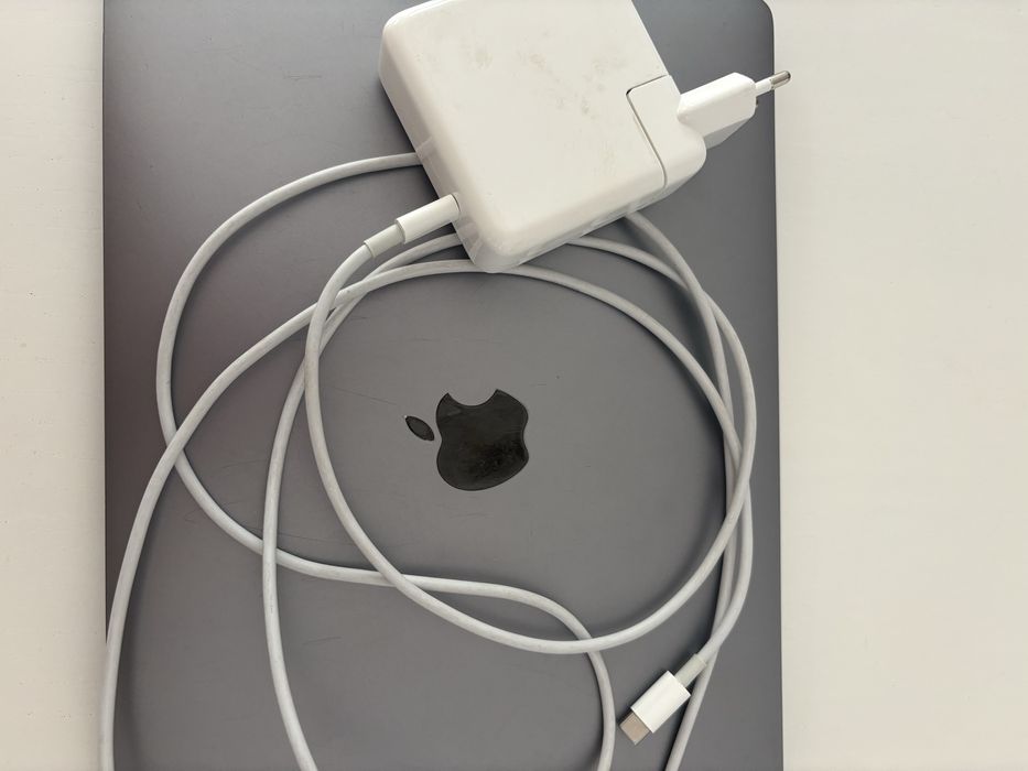 MacBook Pro 13″ Core i7 (3,3 GHz)