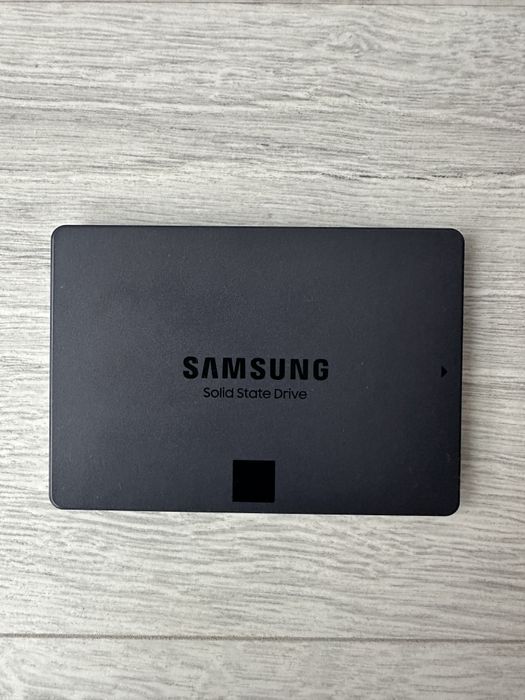 SSD диск 1TB Samsung 870 QVO (SATA3 \ 2.5"). Trade-in . Trade-IN