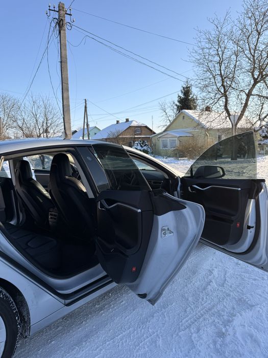 Tesla model S 2016 !Перший власник в Україні!