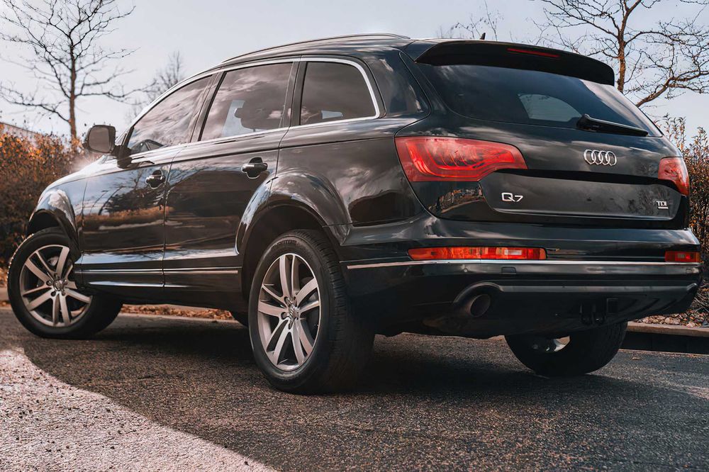 Audi Q7 quattro Prestige      2012
