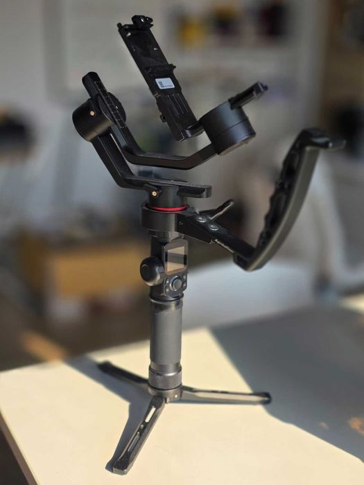 Gimbal FeiyuTech AK2000 – Excelente estado + 2 carregadores