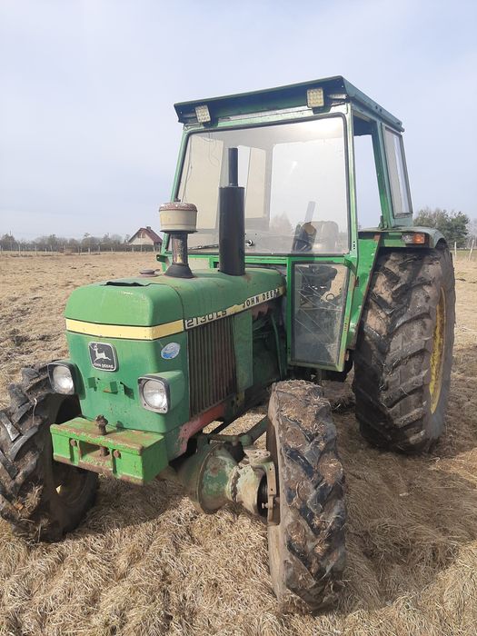 Ciągnik rolniczy john deere 2130ls
