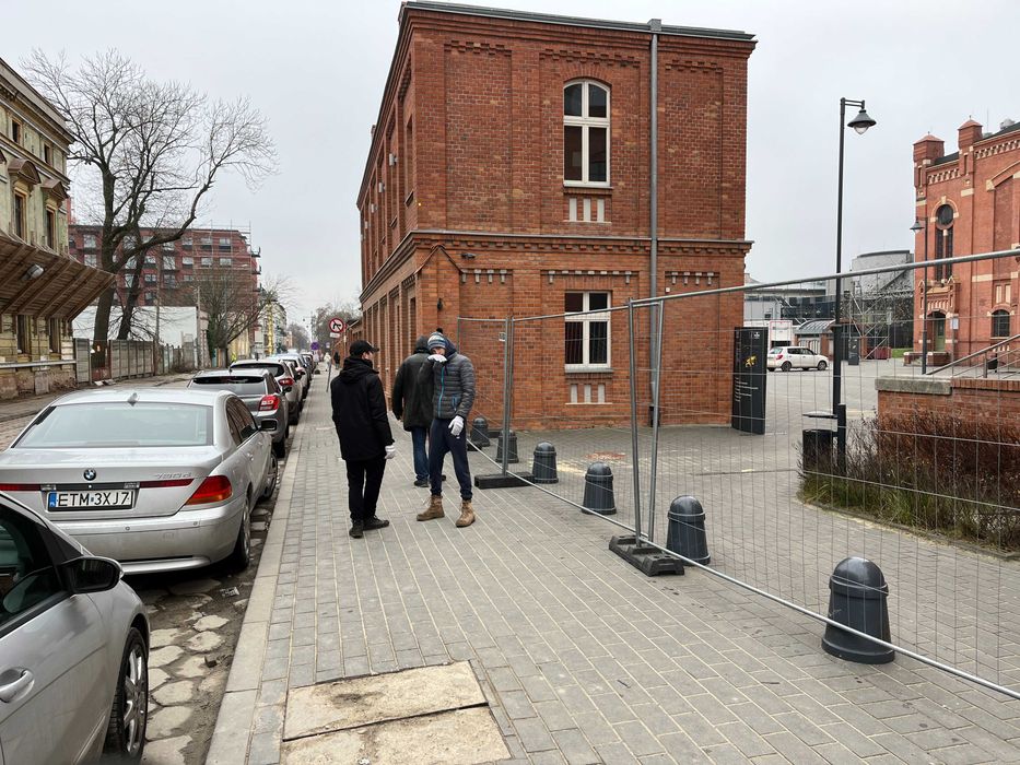 Ogrodzenie Budowlane Ażurowe Tymczasowe Mobilne 3,5 x 2 Panel Przęsło