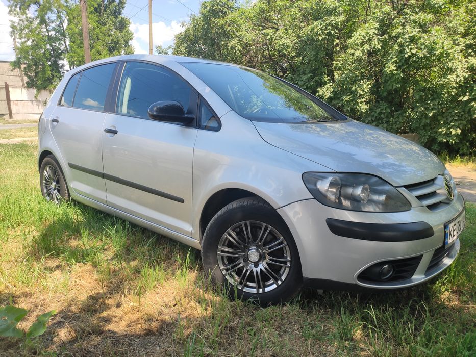 Продам Volkswagen Golf Plus 1.6 MPI  2006год