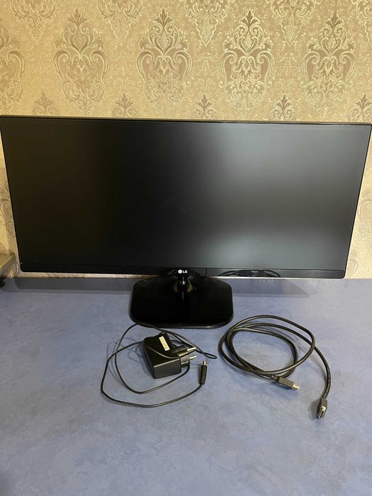 Продам монитор LG под ремонт