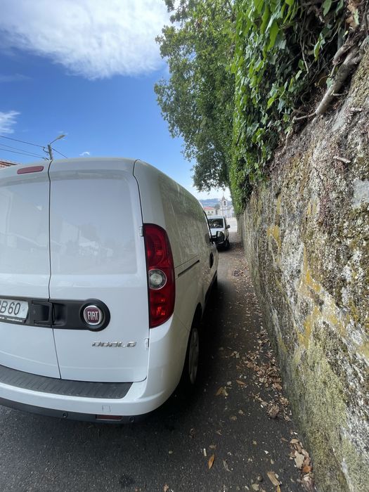 Fiat doblo 1.6 muito estimada