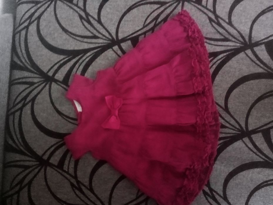 Продам детское платье.