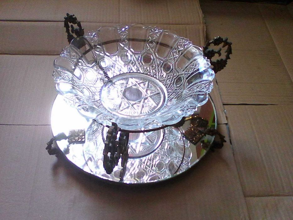 Terrina com base espelho e bronze