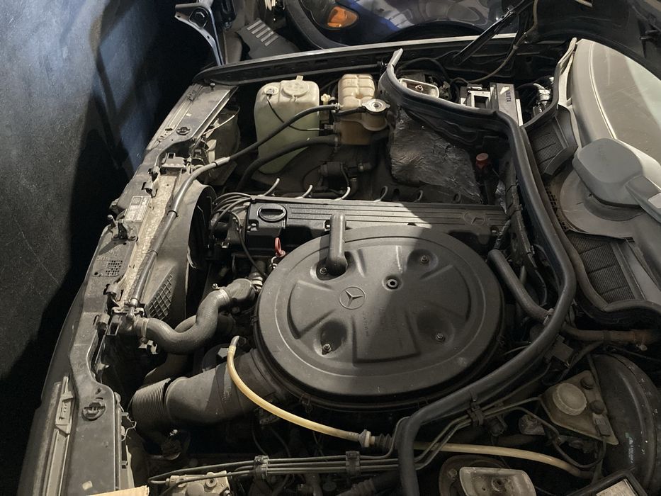 Mercedes 300E 12v de 85