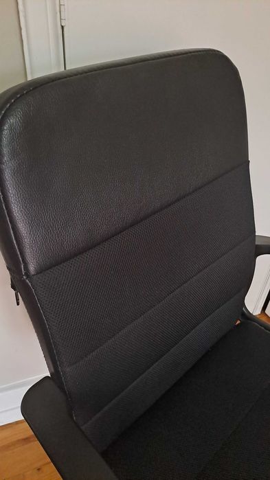 Cadeira ergonomica de escritório com rodas