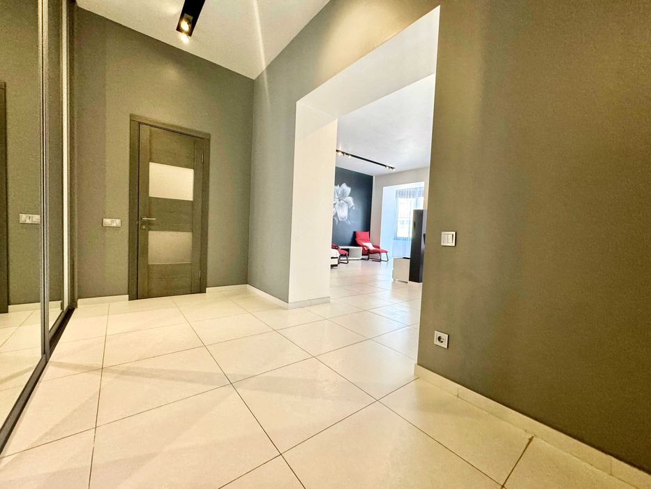 ApartPoltava Дизайнерська студія з розкішною ВАННОЮ, ПОДОБОВА ОРЕНДА